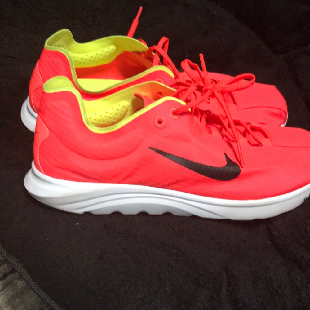 Nike shoes